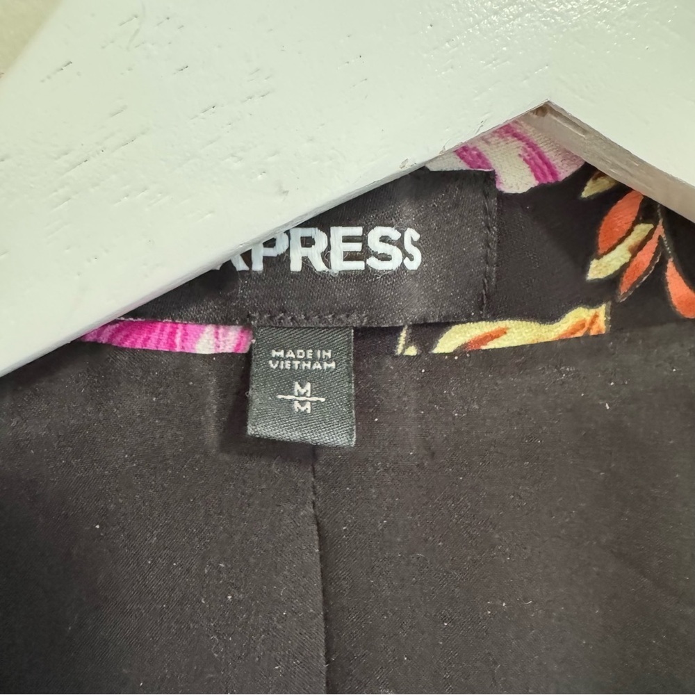 Express Floral Tie Sleeve Blazer - Picture 8 of 8